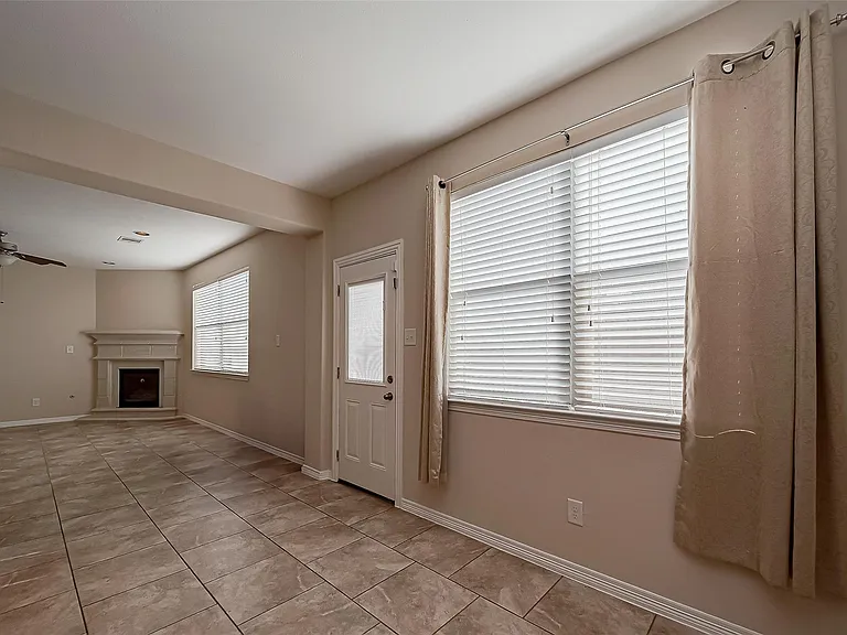 15923 Eldora Springs Ct — Photo 20