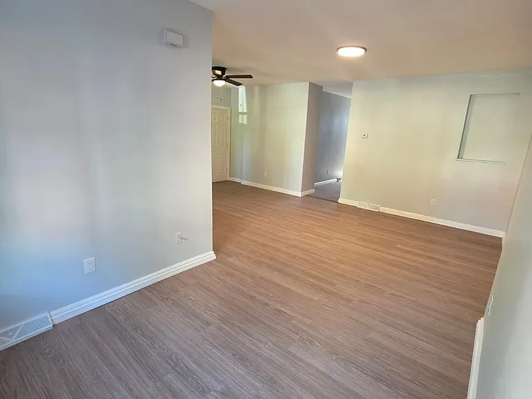 1609 Brighton Pl — Photo 3