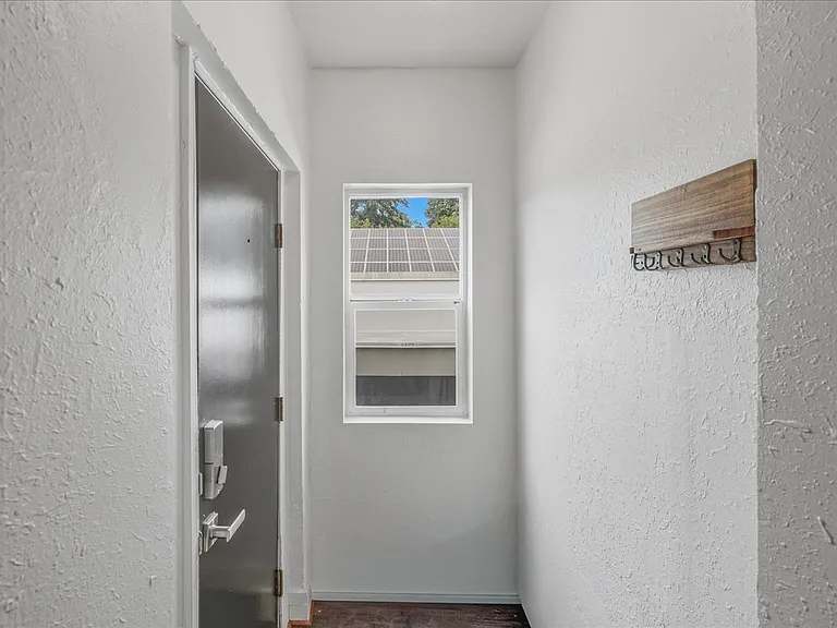 5922 N Albina Ave #5 — Photo 10
