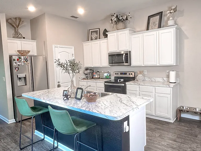 142 Ashwood Circle St — Photo 4