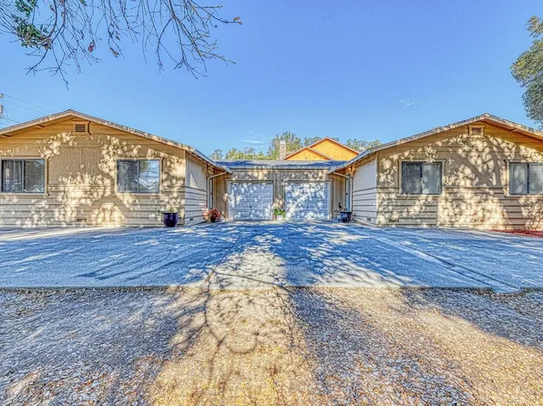7695 Pine Tree Way, Salinas, CA 93907