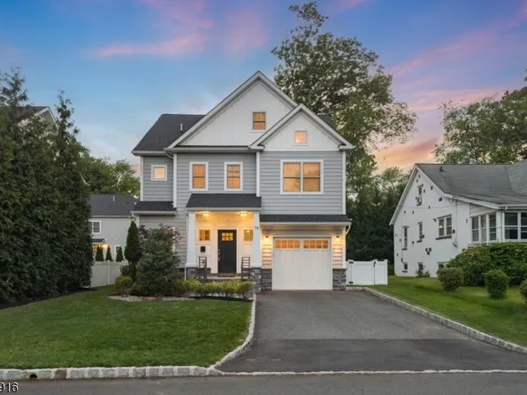 19 Preston Dr, Livingston Twp., NJ 07039