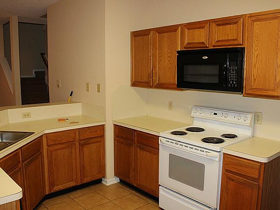 4th image of 16927 Carbridge Dr