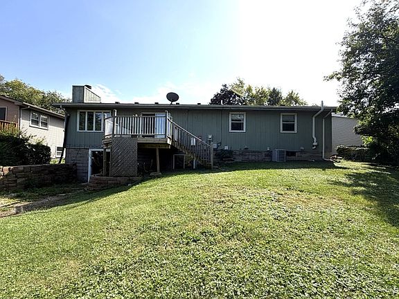 2nd image of 1426 Hanson Dr
