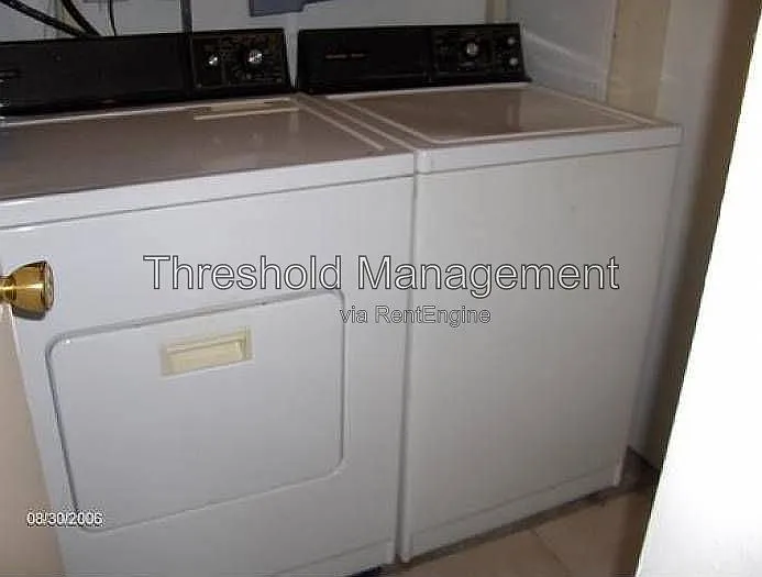 19632 NE 12th Pl — Photo 7