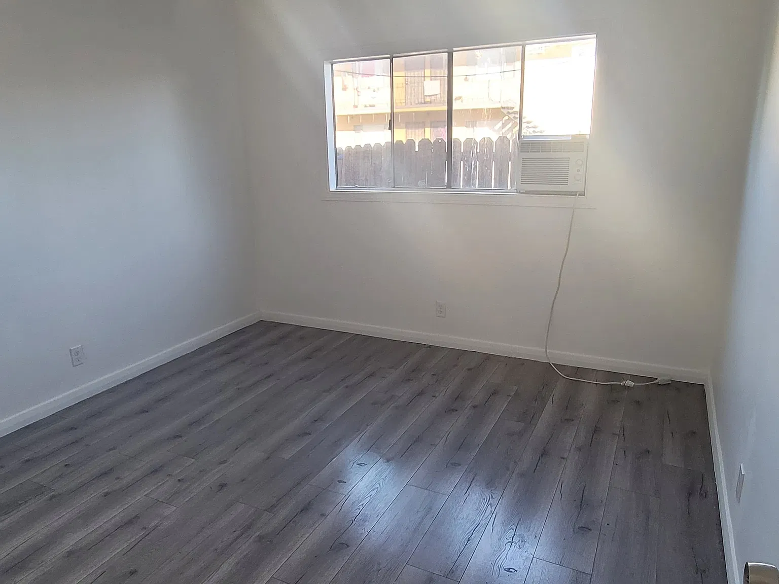 2 bed, 1150 sqft, $2,850 — Photo 3