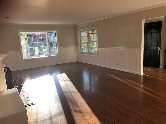 2nd image of 600 Wallea Dr