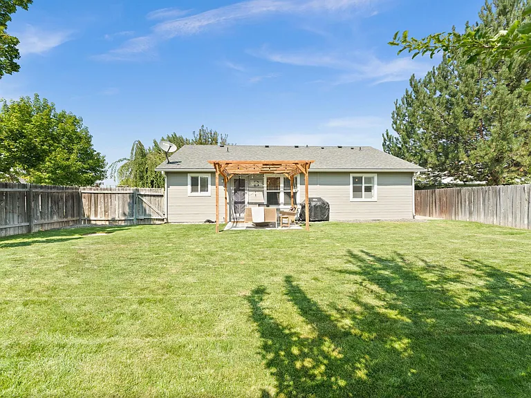3659 E Wormwood Ct — Photo 18