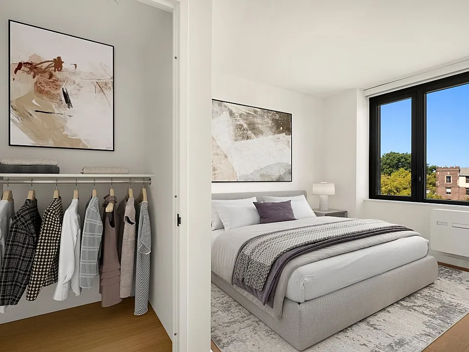 11 Ocean Pkwy #704