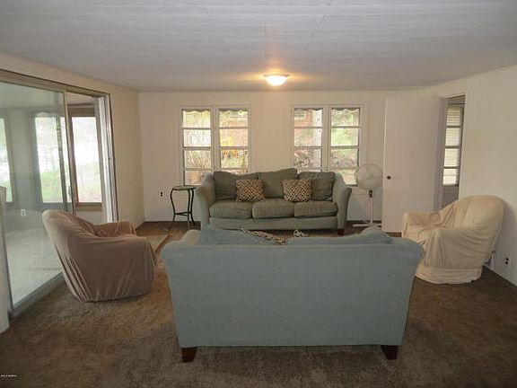 4th image of 12948 Sandyside Dr NE