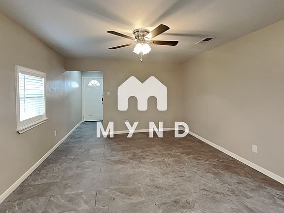 4th image of 1302 Cardinal Dr Unit B