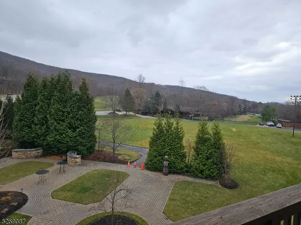 2 Chamonix Dr #505, Vernon Twp., NJ 07462