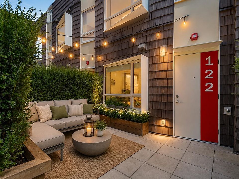 1st image of 12040 Plaza St #122