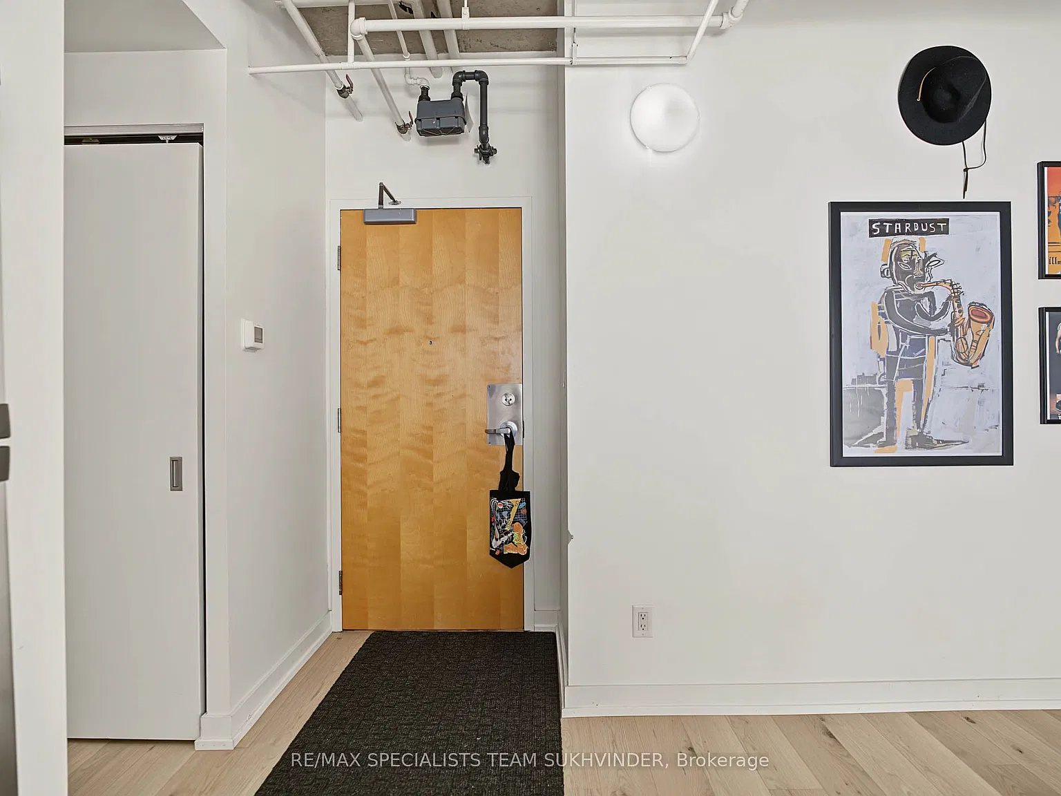 1 bed, $2,500 — Photo 2