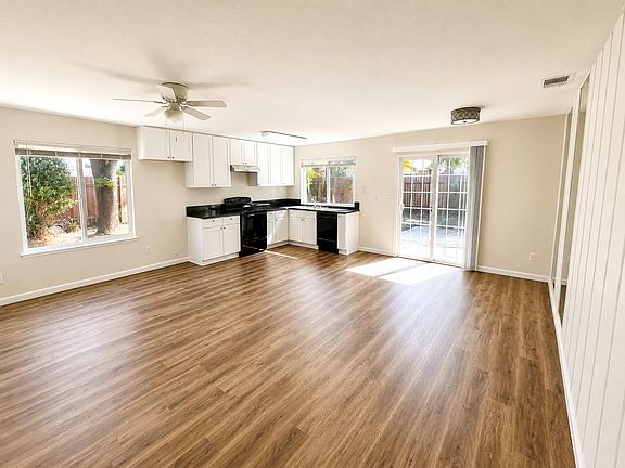 4th image of 8355 Franklin Blvd