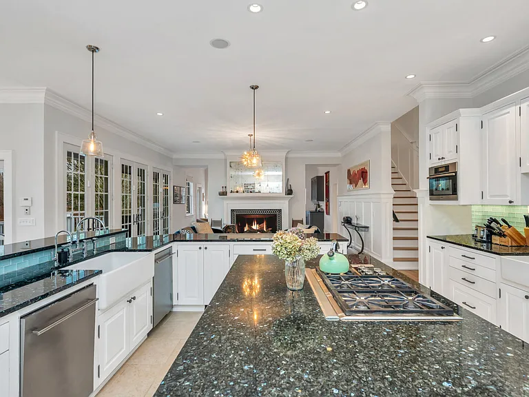 118 Water Mill Towd Rd — Photo 8