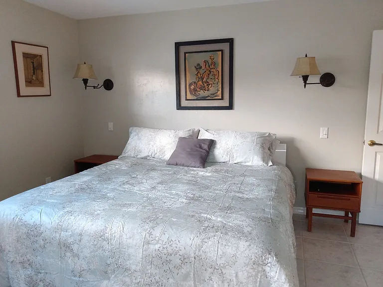 1727 Joyce St — Photo 15