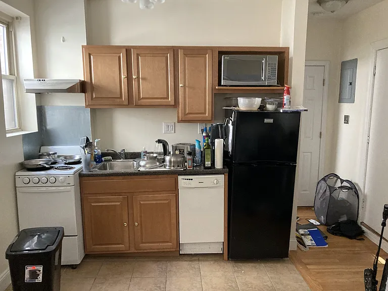 59 Burbank St #37 — Photo 12