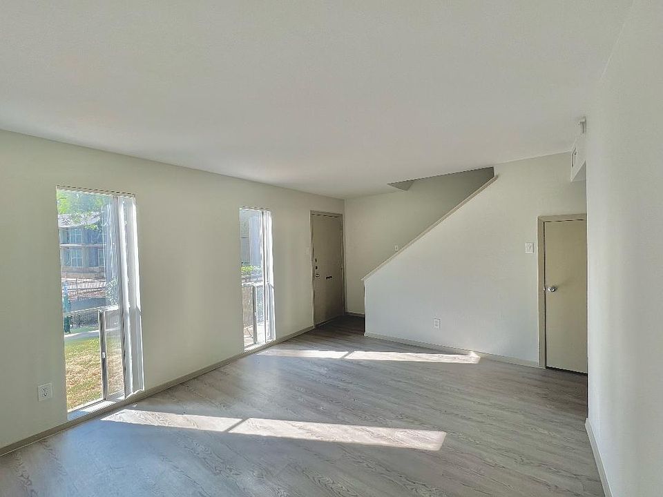1st image of 1382 Winding Brook Cir #141
