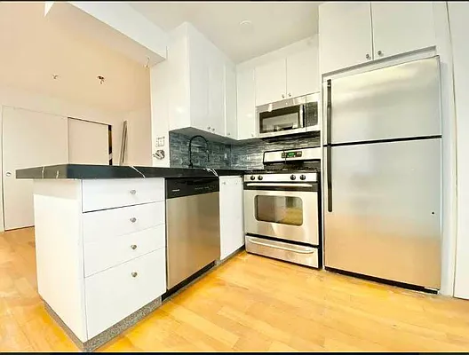 Rented by Oxford Property Group | media 11