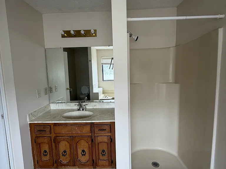 311 Leisure Lake Dr — Photo 12