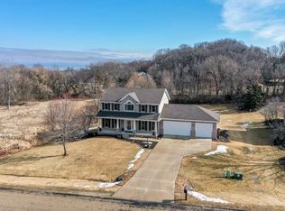 8492 Ellington Way, Middleton, WI 53562