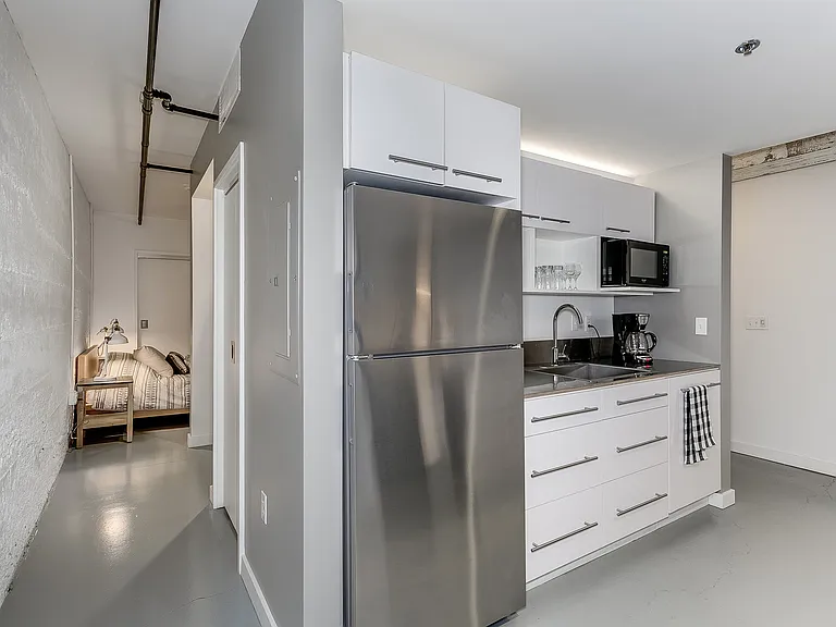 520Commerce — Photo 12