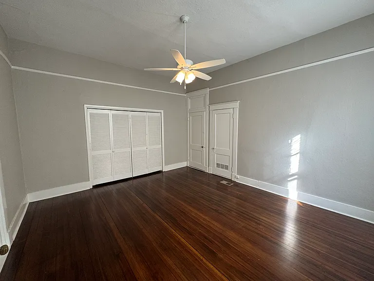 401 Johnson St #A — Photo 9