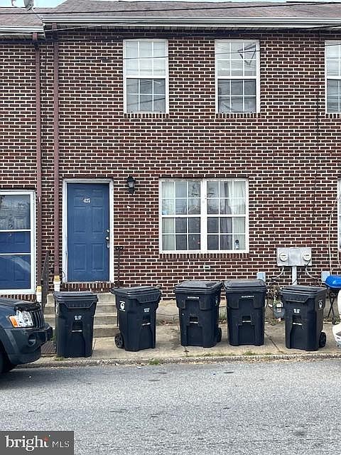 1st image of 425 N Church St