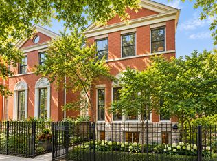 2452 N Janssen Ave, Chicago, IL 60614