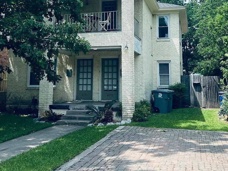 6131 Velasco Ave — Photo 2