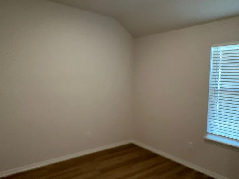 819 S Wilson Ave — Photo 20