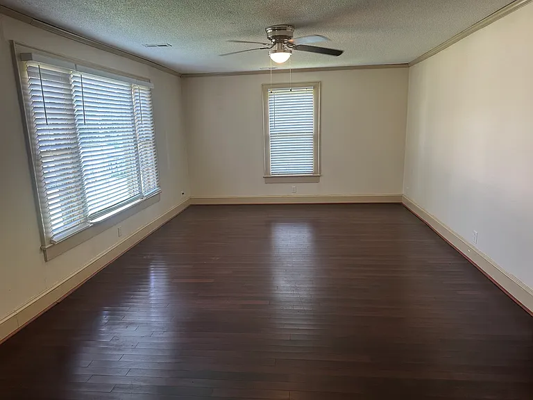 100 Echo Ave — Photo 15