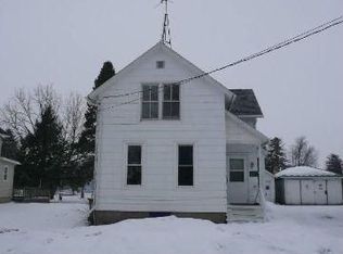 238 Walnut St, Beaver Dam, WI 53916