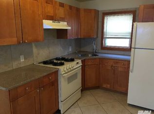 2211 Utopia Pkwy, Whitestone, NY 11357