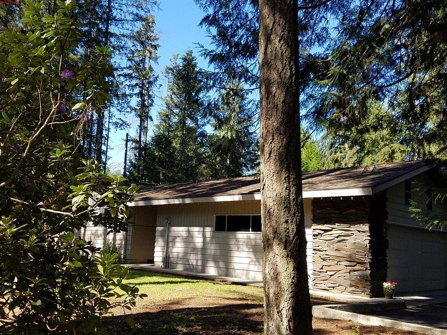1st image of 18340 NE 159th St