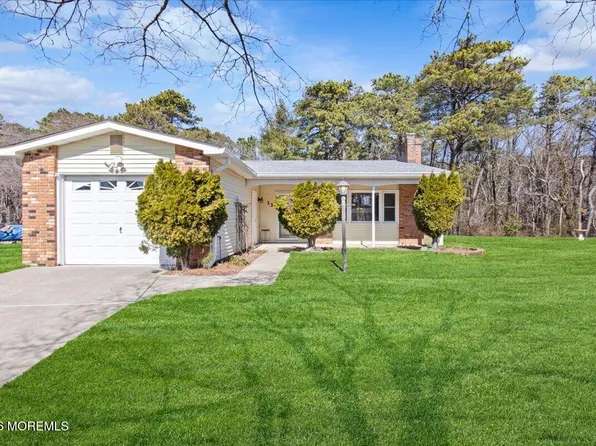 13 Tudor Court, Brick, NJ 08723