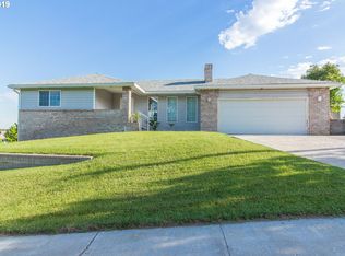 900 W Donna Ave, Hermiston, OR 97838