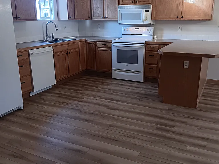 314 Ash Ct — Photo 3