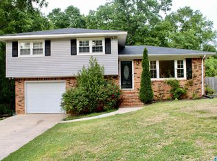 703 2nd St S, Oneonta, AL 35121