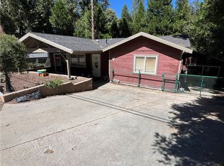 24867 Felsen Dr, Crestline, CA 92325