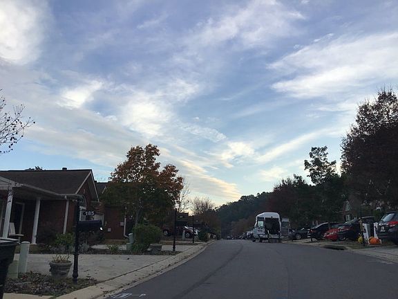 4th image of 179 Hayesbury Ct