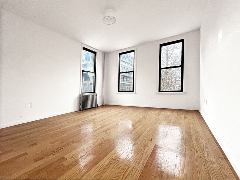 1st image of 364 Leonard St APT 2L