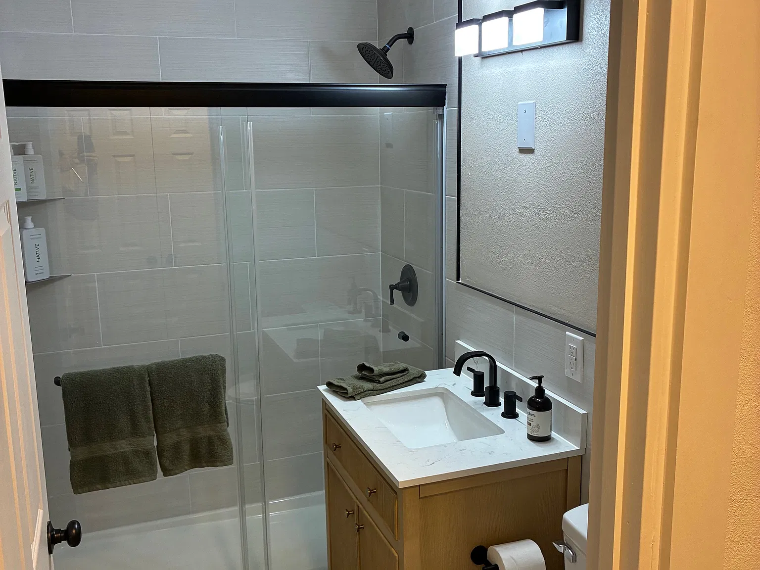 1 bed, 600 sqft, $1,850 — Photo 3