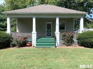301 W Main St, Thayer, IL 62689