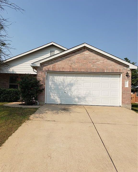 1st image of 207 Mesa Dr