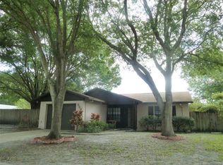 855 Greenfield Dr, Palm Harbor, FL 34684