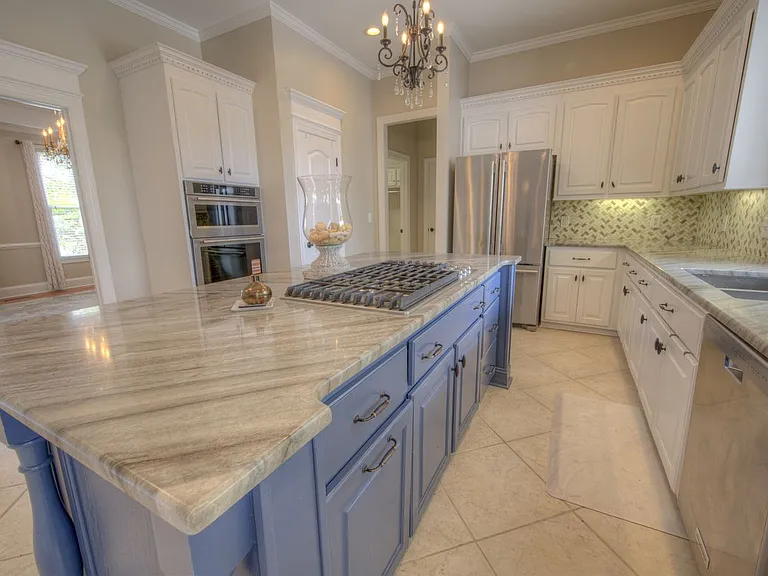 3771 Waterford Dr — Photo 7