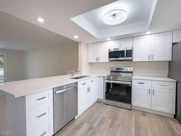 140 Cypress WAY E #601, NAPLES, FL 34110