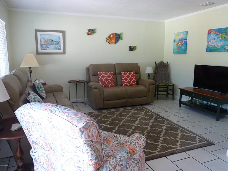 8718 Bay Ct — Photo 7